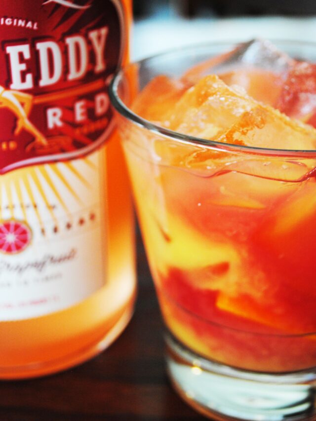 10 Insanely Delicious Vodka Cocktail Recipes You Need to Try ASAP